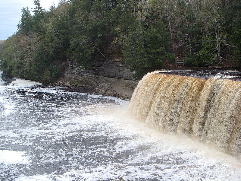 292 Memorial Day [2008 May 23].JPG - Scenes from Tahquanemon Falls in the Michigan Upper Peninsula.